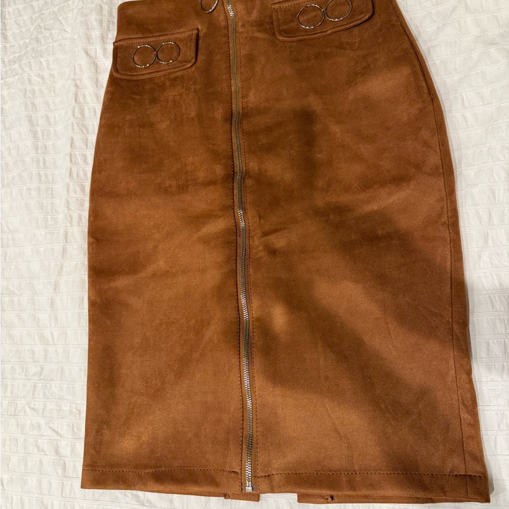 Elegant Brown Pencil Skirt with Front Zipper